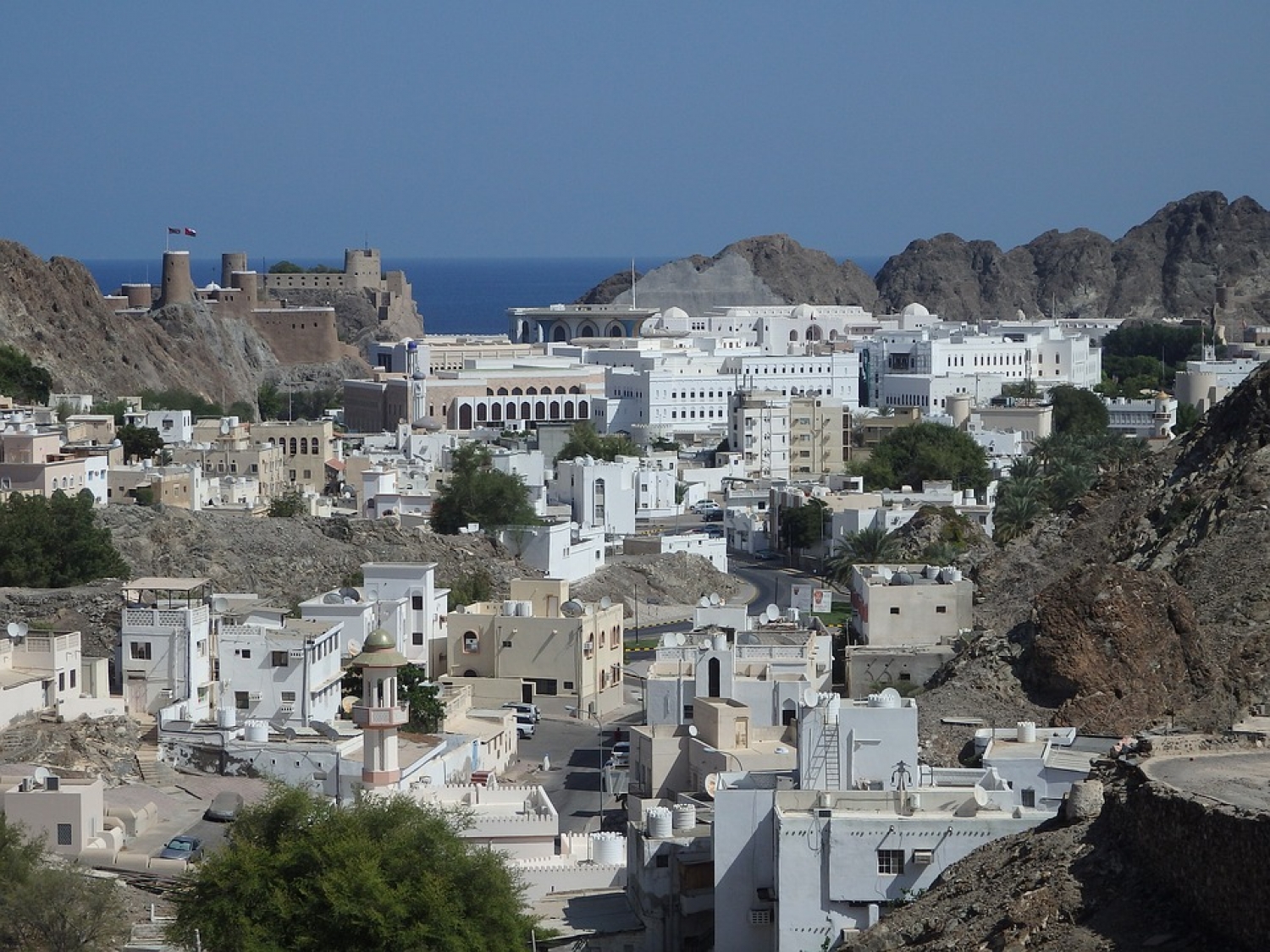 Oman to resume international flights from October 1